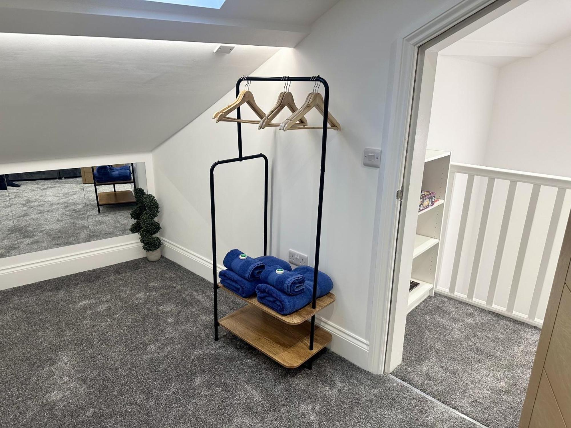 The Crown View - Luxury Apartment - Free Parking Nearby Харогейт Екстериор снимка