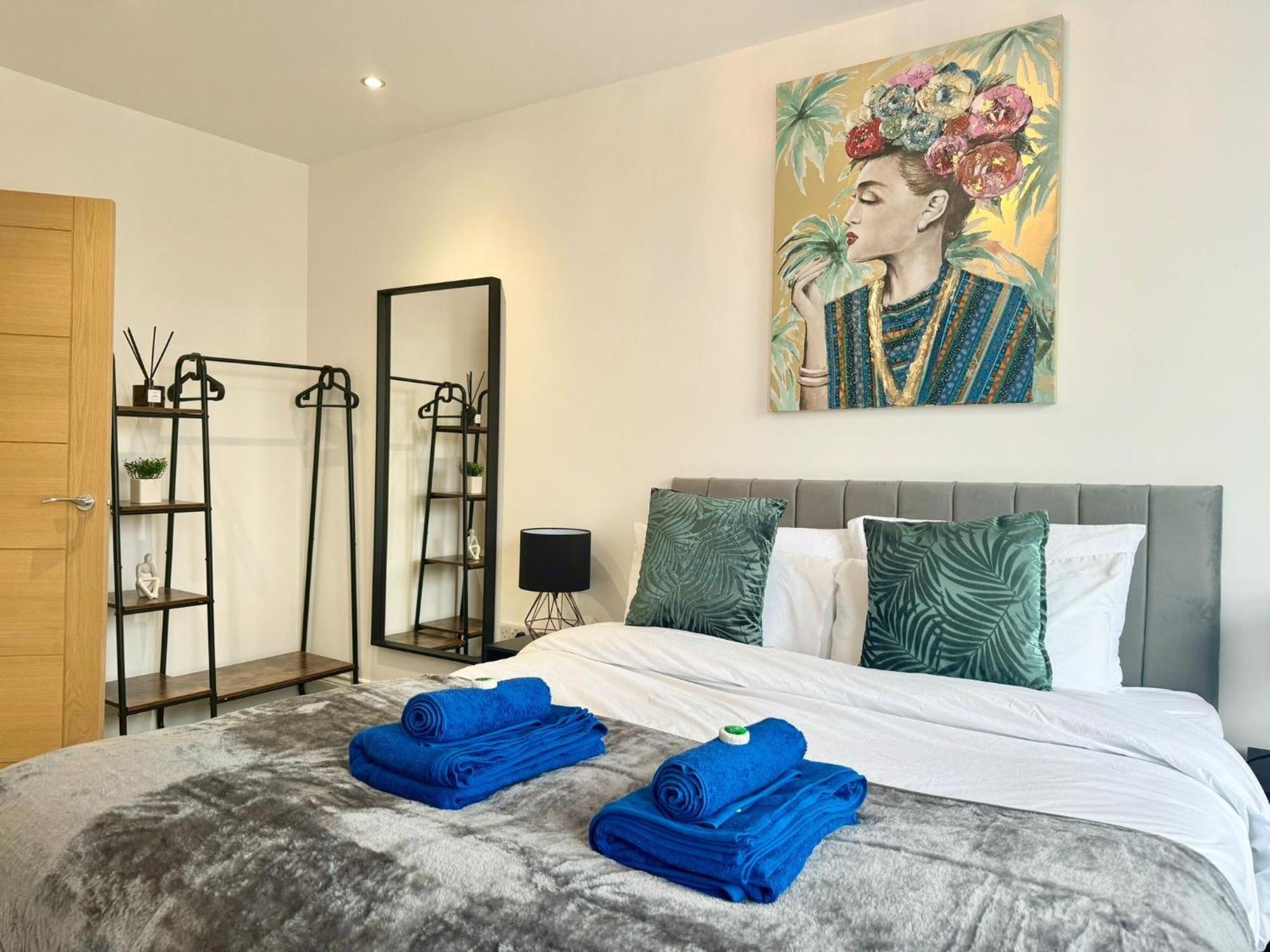 The Crown View - Luxury Apartment - Free Parking Nearby Харогейт Екстериор снимка